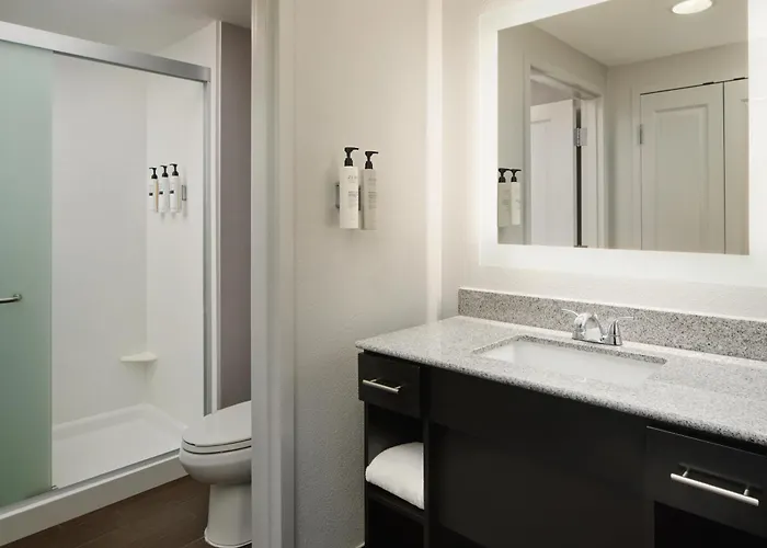 Hotel Homewood By Hilton Osu, Oh Columbus